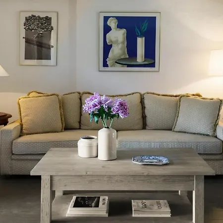 Soleado Beachfront Villa *